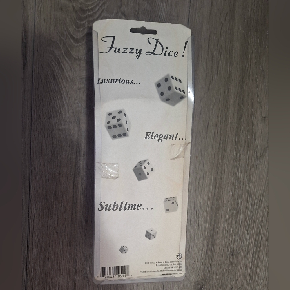 New Vintage White Fuzzy Dice Hanging 3 Inch Antique Auto Dice - Picture 3 of 7